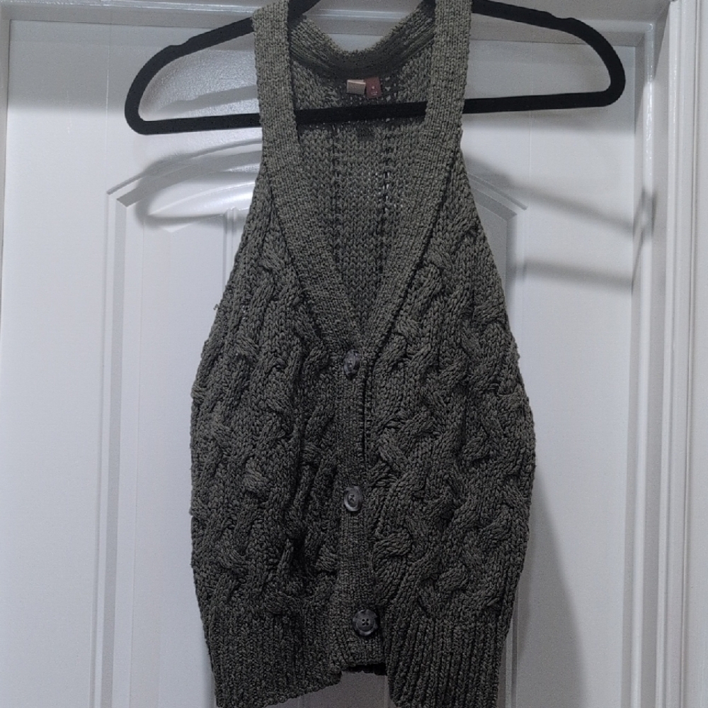 Pilcro Gray V-Neck Cable Knit Sweater
